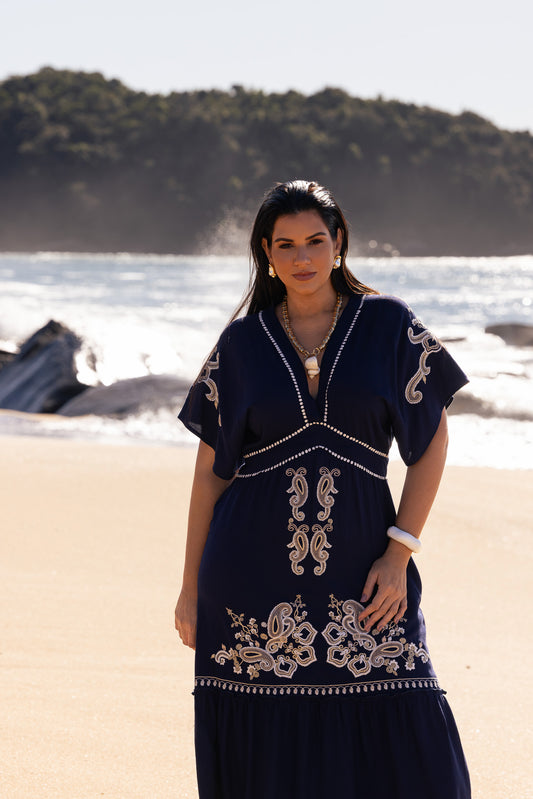 Vestido de viscose bordado