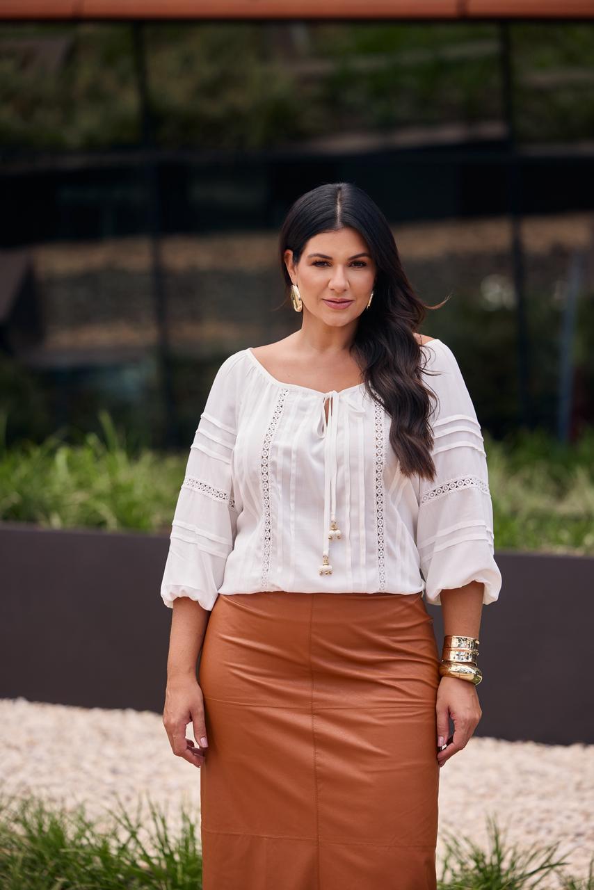 Blusa viscose com renda