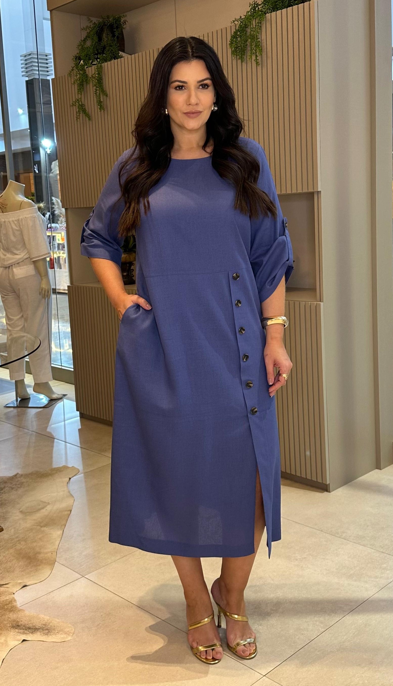 VESTIDO DE LINHO COM BOTOES 